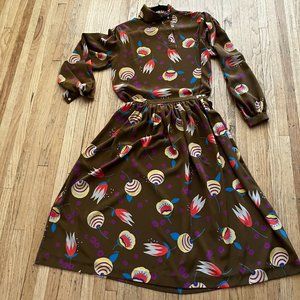 Anne Klein size 6 brown with multi coloured patterned skirt and top